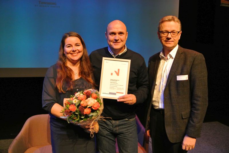 Helene og Sigmund Foldvik fikk BU prisen 2015 av Tore Øystein Strømsodd Innovasjon Norge
