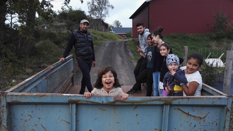 Det ble også mulighet for en rolig kjøretur bak på traktortilhengeren Foto Raymond Himberg